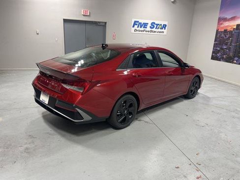 New 2026 Hyundai Elantra SEL Sport image 5