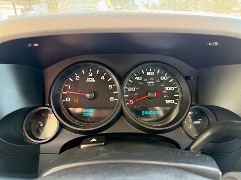 Used 2011 GMC Sierra 1500 W/T image 25