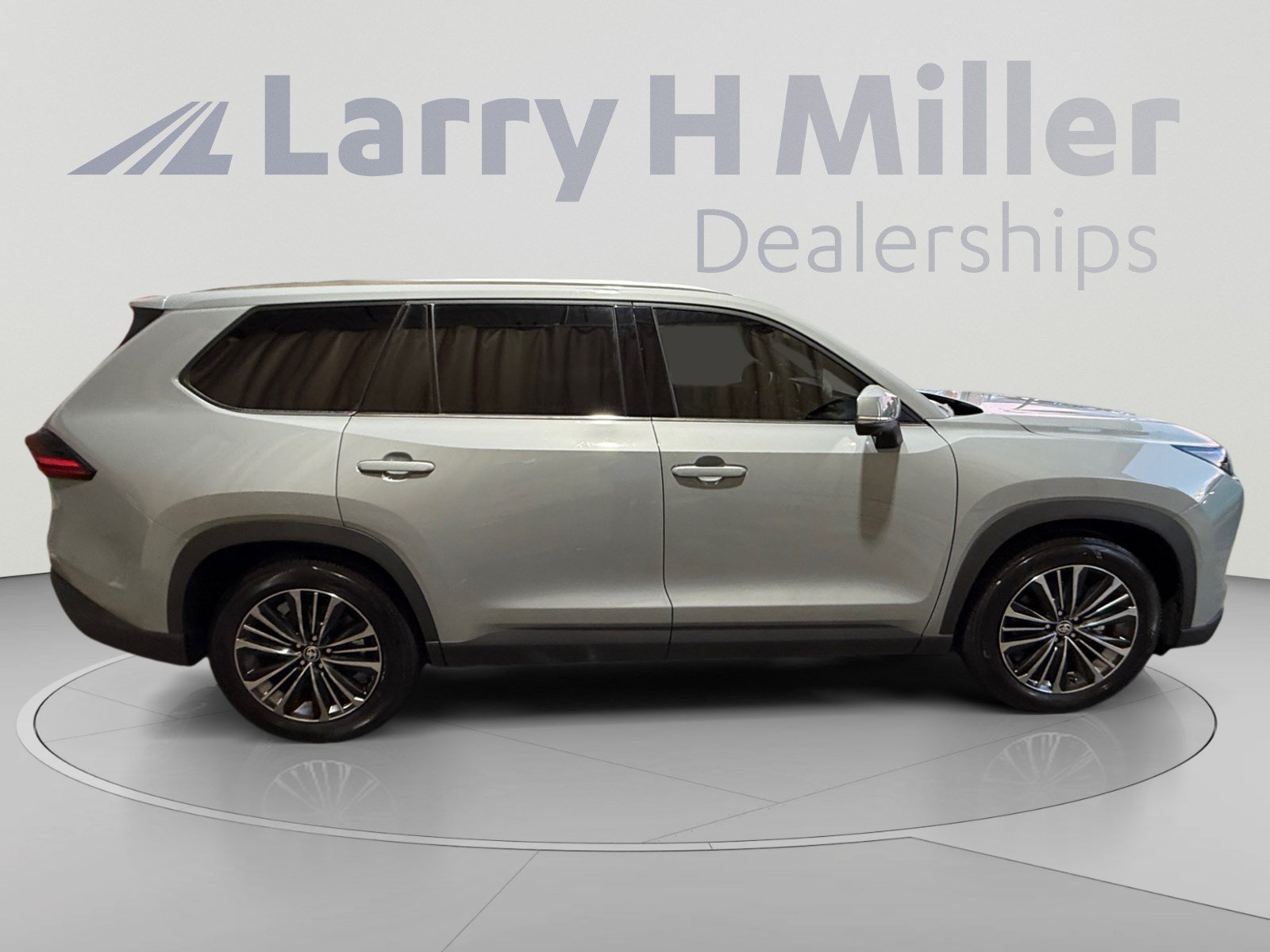 Certified 2026 Toyota Grand Highlander AWD Hybrid image 6