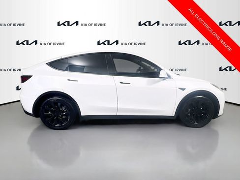 Used 2023 Tesla Model Y Long Range AWD/4WD image 8