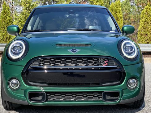 Used 2020 MINI Cooper S image 12