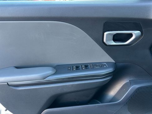 Used 2025 Kia K4 LXS image 20