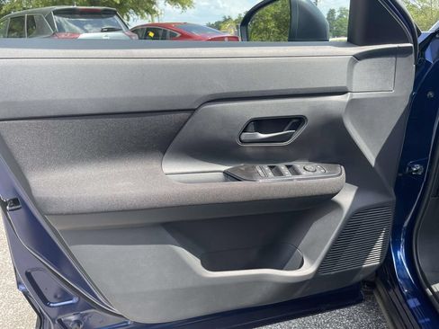 New 2026 Nissan Kicks S FWD image 11