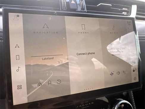 New 2026 Jaguar F-PACE R-Dynamic S image 18