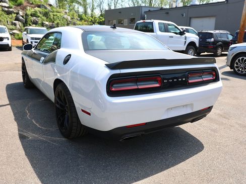 Used 2019 Dodge Challenger R/T Scat Pack w/ T/A Package RWD image 4