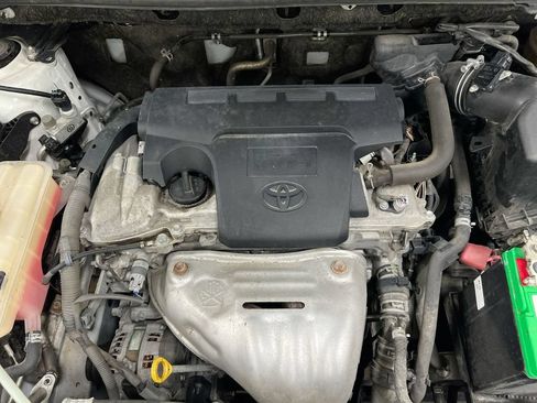 Used 2017 Toyota RAV4 XLE AWD/4WD image 25