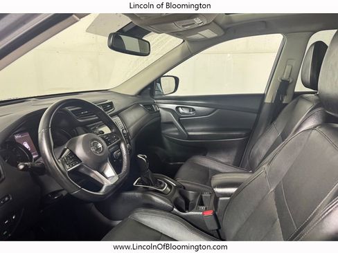 Used 2018 Nissan Rogue SL w/ Premium Package AWD/4WD image 31