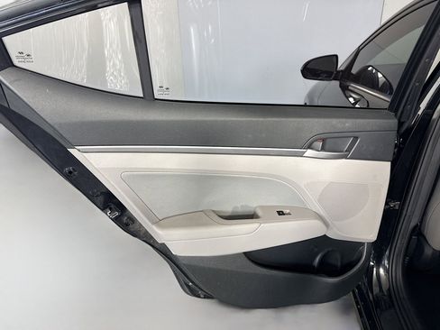 Used 2018 Hyundai Elantra Value Edition image 26