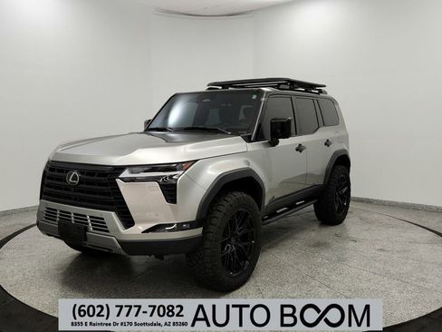 Used 2024 Lexus GX 550 AWD/4WD image 1
