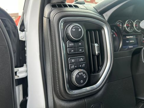 Used 2019 Chevrolet Silverado 1500 RST AWD/4WD image 7