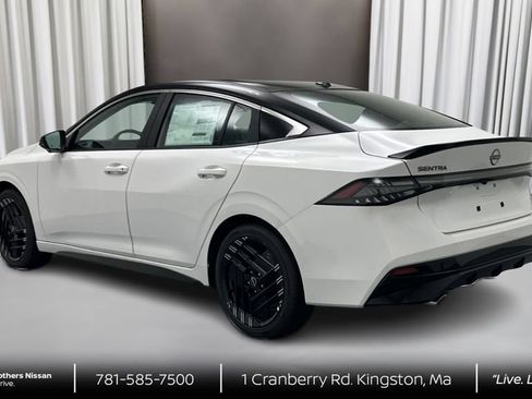 New 2027 Nissan Sentra SR w/ SR Premium Package FWD image 7