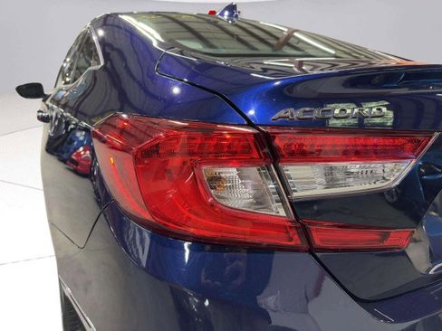 Used 2020 Honda Accord EX image 12