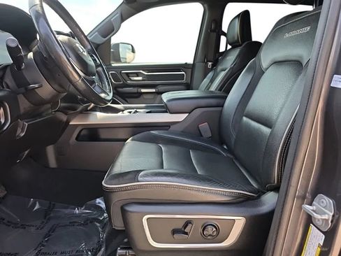 Used 2019 RAM 1500 Laramie AWD/4WD image 14