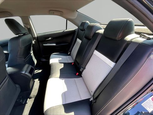 Used 2013 Toyota Camry SE FWD image 21