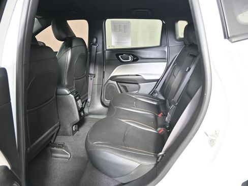 Used 2024 Jeep Compass Limited AWD/4WD image 16