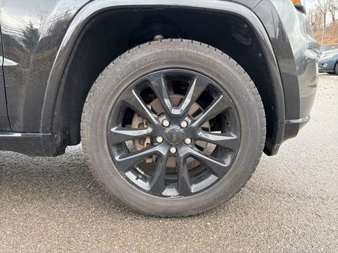 Used 2020 Jeep Grand Cherokee Altitude image 7