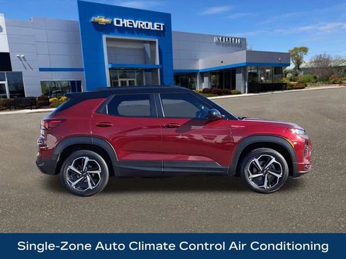 Used 2023 Chevrolet TrailBlazer RS w/ Sun and Liftgate Package image 10