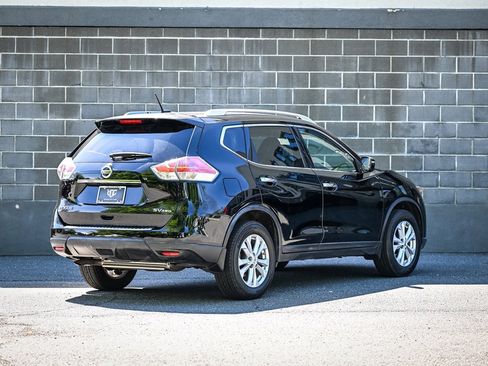 Used 2015 Nissan Rogue SV AWD/4WD image 3