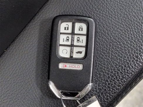 Used 2022 Honda Odyssey EX-L image 36