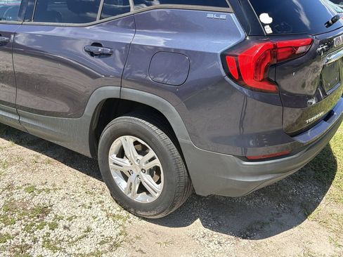 Used 2019 GMC Terrain SLE w/ Driver Convenience Package AWD/4WD image 10