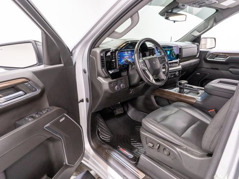 Used 2022 Chevrolet Silverado 1500 RST w/ RST All Star Premium Package AWD/4WD image 14