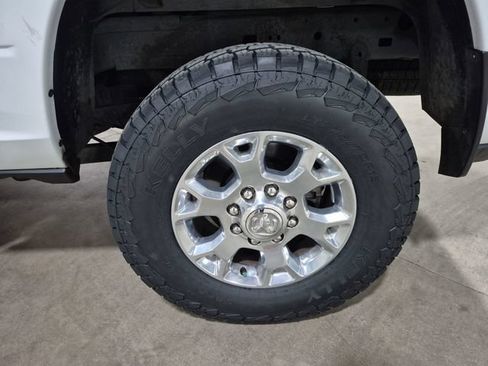 Used 2024 RAM 2500 Laramie AWD/4WD image 31