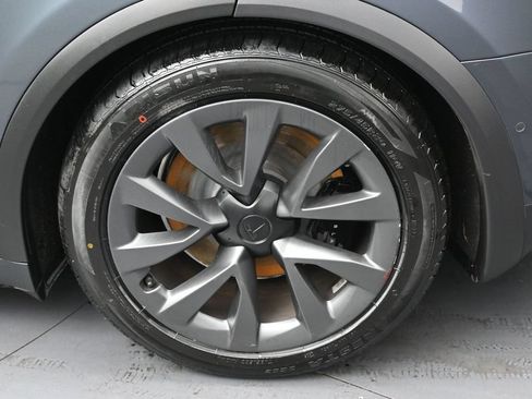 Used 2023 Tesla Model X AWD/4WD image 10