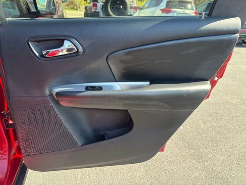 Used 2012 Dodge Journey SXT w/ Popular Equipment Group image 23