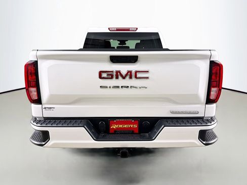 New 2026 GMC Sierra 1500 Elevation image 7