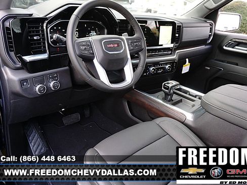 New 2026 GMC Sierra 1500 SLT image 10