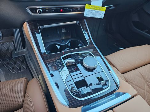New 2026 BMW X5 xDrive50e image 22