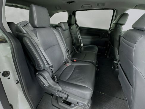 Certified 2024 Honda Odyssey Touring image 30