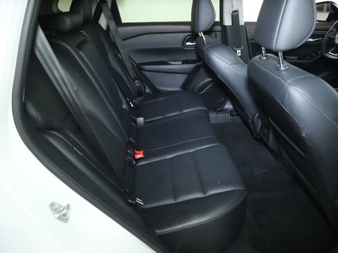 Certified 2023 Nissan Rogue SL AWD/4WD image 34