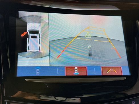 Used 2018 Cadillac Escalade Luxury image 19