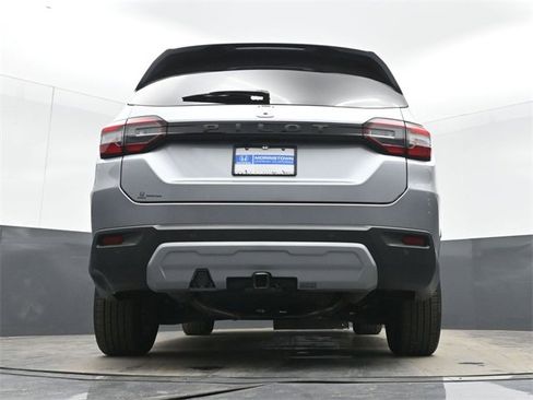 Used 2023 Honda Pilot EX-L image 57