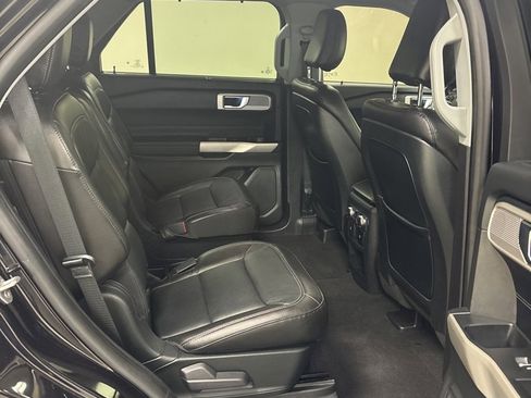 Used 2020 Ford Explorer Limited w/ Class III Trailer Tow Package image 38