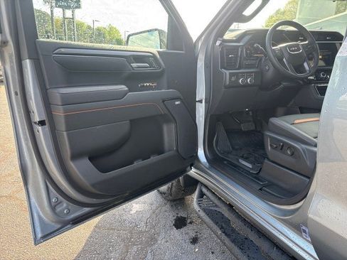 New 2026 GMC Sierra 1500 AT4 image 8