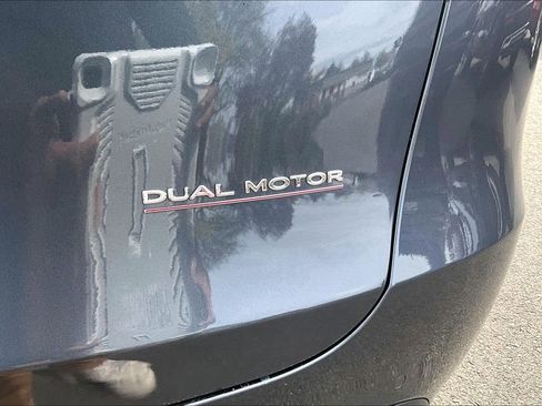 Used 2022 Tesla Model Y Performance AWD/4WD image 8