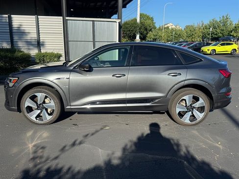 Used 2021 Audi e-tron Prestige w/ Prestige Package AWD/4WD image 7