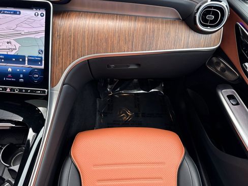 Certified 2023 Mercedes-Benz GLC 300 4MATIC image 30