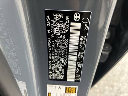 Used 2024 Toyota Prius Prime Premium image 28