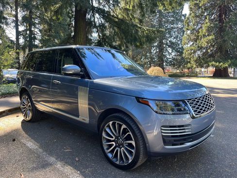Used 2019 Land Rover Range Rover Long Wheelbase Autobiography image 1