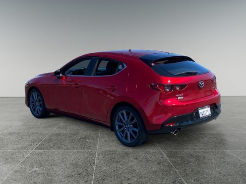 Used 2021 MAZDA MAZDA3 s FWD image 3