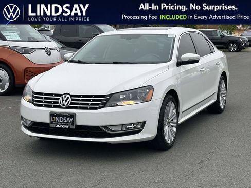 Used 2015 Volkswagen Passat TDI SEL Premium FWD image 4