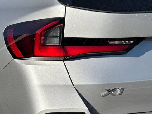 New 2026 BMW X1 xDrive28i w/ Technology Package image 13