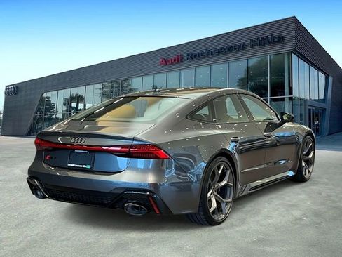 New 2026 Audi RS 7 Performance image 2