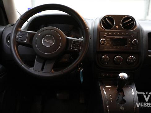 Used 2015 Jeep Patriot High Altitude image 8