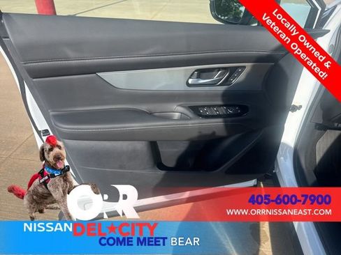 New 2025 Nissan Murano SL AWD/4WD image 13
