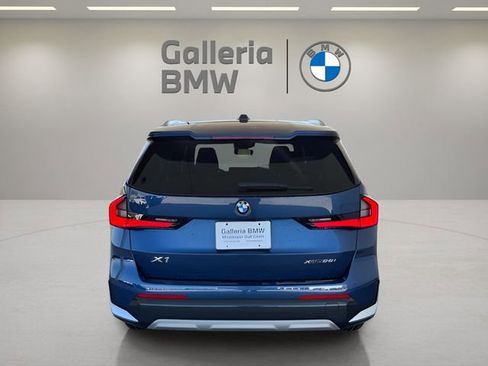 Used 2025 BMW X1 xDrive28i w/ Technology Package image 8
