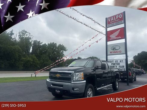 Used 2012 Chevrolet Silverado 2500 LT w/ Interior Plus Package AWD/4WD image 1